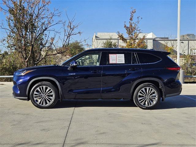 used 2020 Toyota Highlander Hybrid car, priced at $38,241