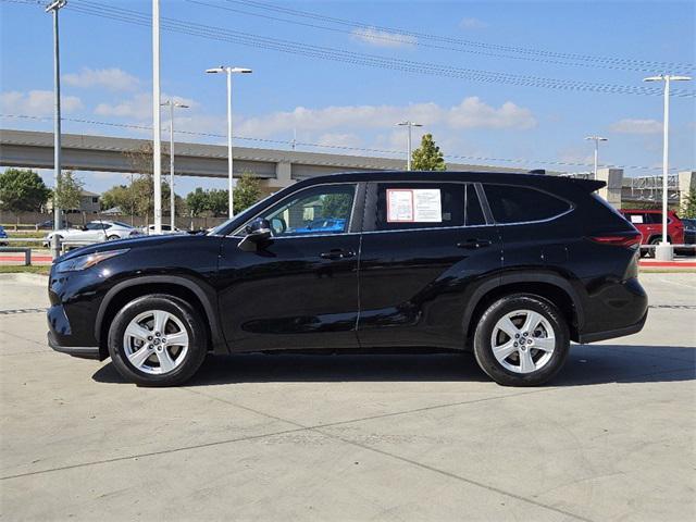 used 2024 Toyota Highlander car, priced at $39,491