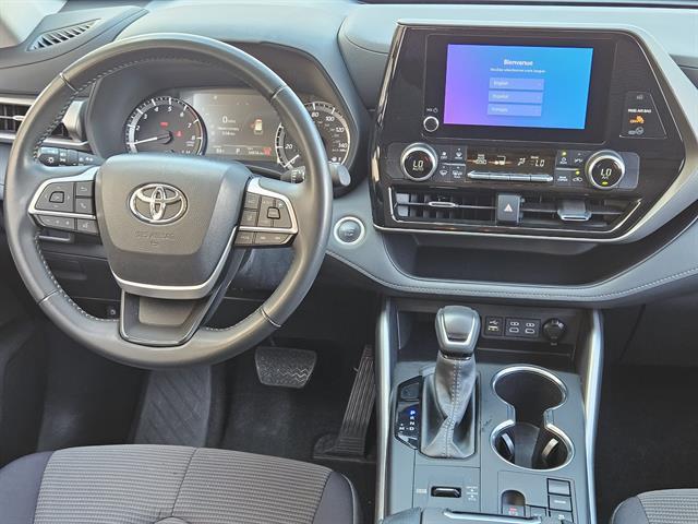 used 2024 Toyota Highlander car, priced at $34,965