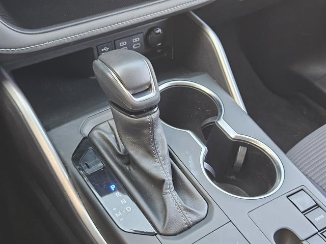 used 2024 Toyota Highlander car, priced at $34,965