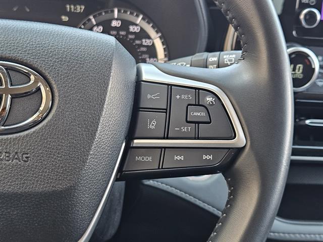 used 2024 Toyota Highlander car, priced at $34,965