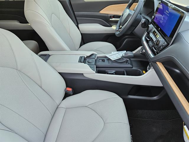new 2026 Toyota Grand Highlander car, priced at $60,313