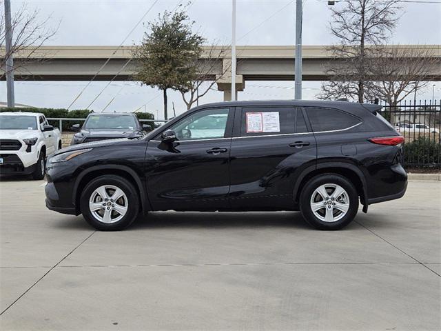 used 2023 Toyota Highlander car, priced at $32,498