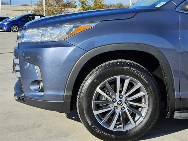 used 2019 Toyota Highlander car, priced at $22,991