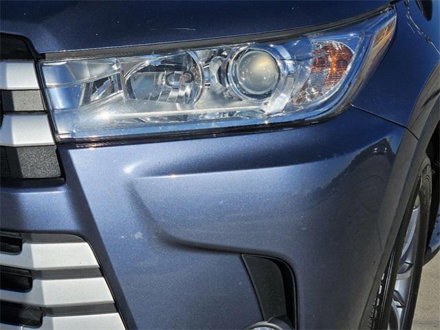 used 2019 Toyota Highlander car, priced at $22,991