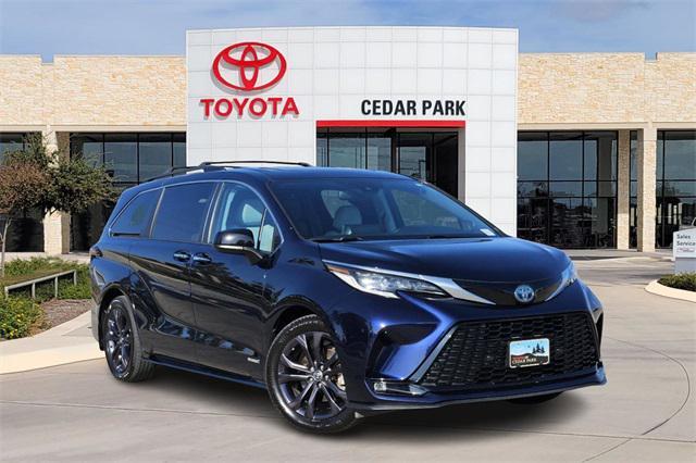 used 2021 Toyota Sienna car, priced at $43,391