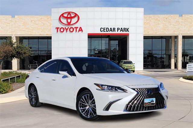 used 2023 Lexus ES 350 car, priced at $38,891