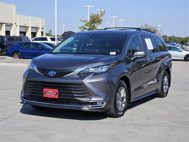 used 2023 Toyota Sienna car, priced at $44,715