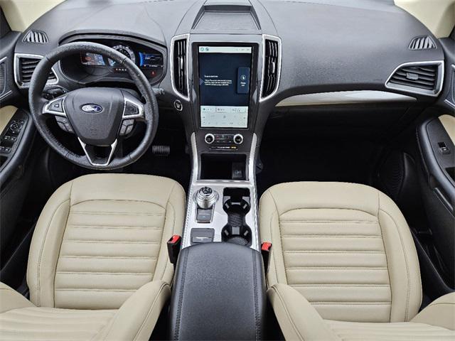 used 2024 Ford Edge car, priced at $29,692