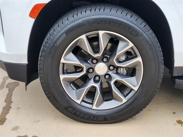 used 2021 Chevrolet Suburban car, priced at $30,998