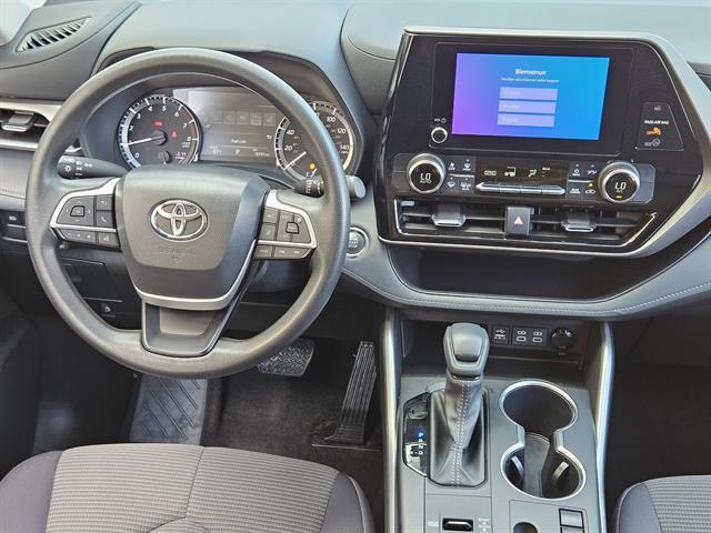 used 2023 Toyota Highlander car, priced at $35,372