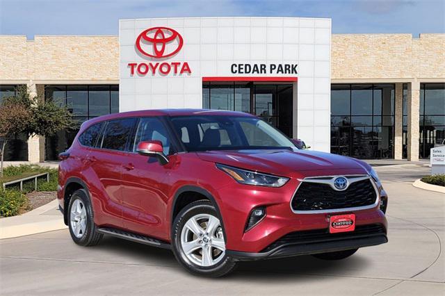 used 2022 Toyota Highlander Hybrid car, priced at $34,291