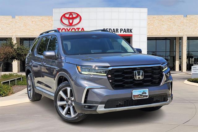 used 2023 Honda Pilot car, priced at $41,992