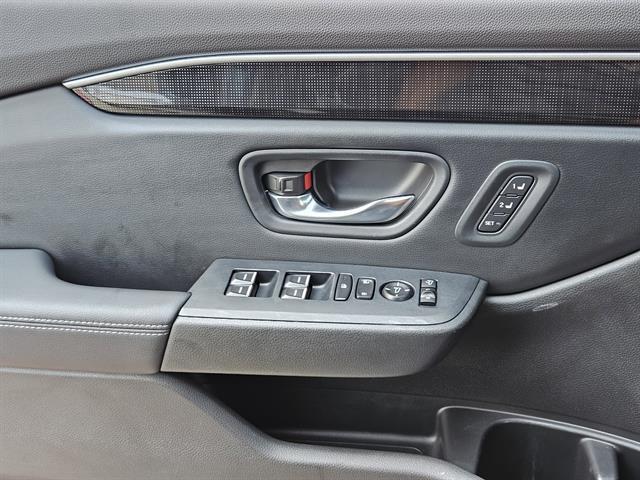 used 2023 Honda Pilot car, priced at $41,992