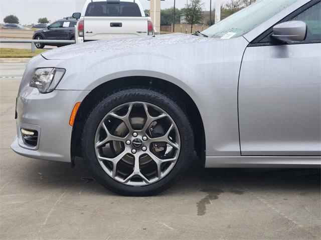 used 2018 Chrysler 300 car, priced at $17,692