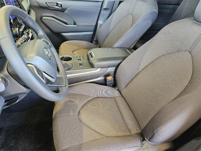 used 2024 Toyota Highlander car, priced at $41,243