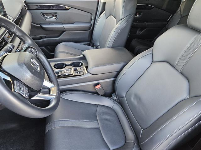 used 2024 Honda Pilot car, priced at $42,991