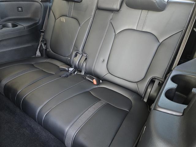 used 2024 Honda Pilot car, priced at $42,991