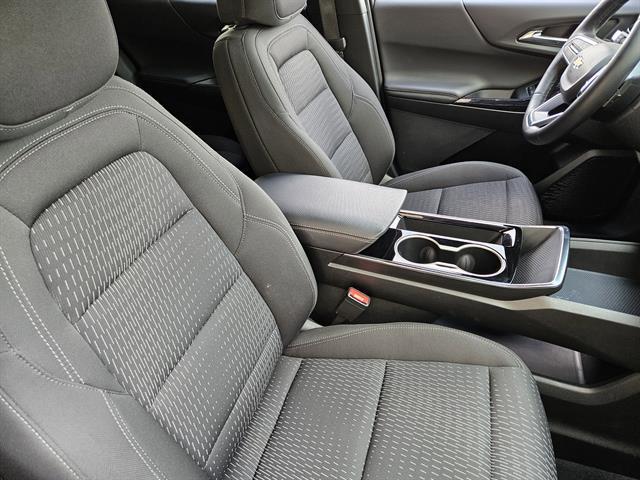 used 2025 Chevrolet Equinox car, priced at $25,344