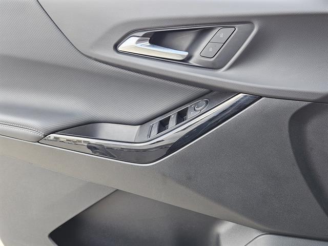 used 2025 Chevrolet Equinox car, priced at $25,344