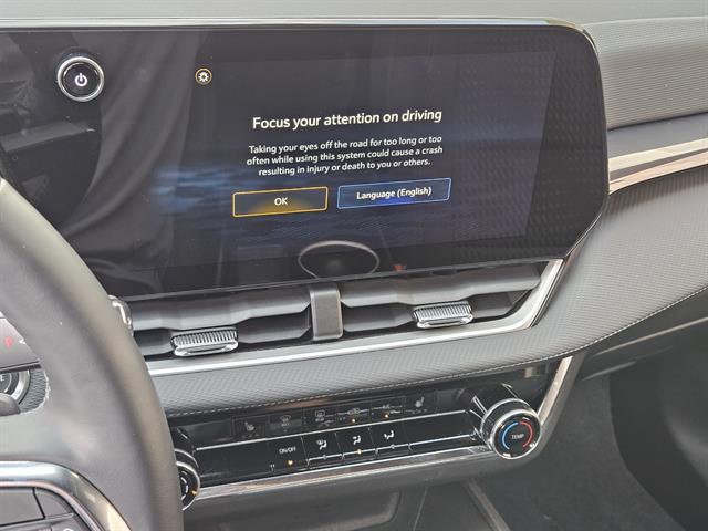 used 2025 Chevrolet Equinox car, priced at $25,344