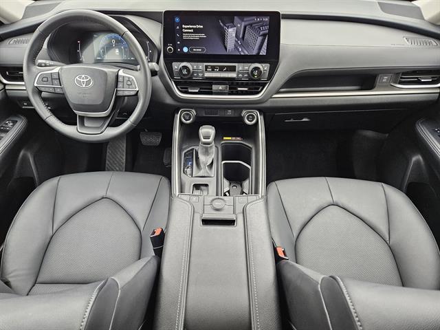 used 2025 Toyota Grand Highlander car, priced at $45,691