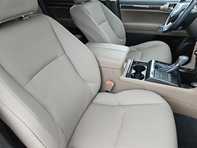 used 2023 Lexus GX 460 car, priced at $60,472