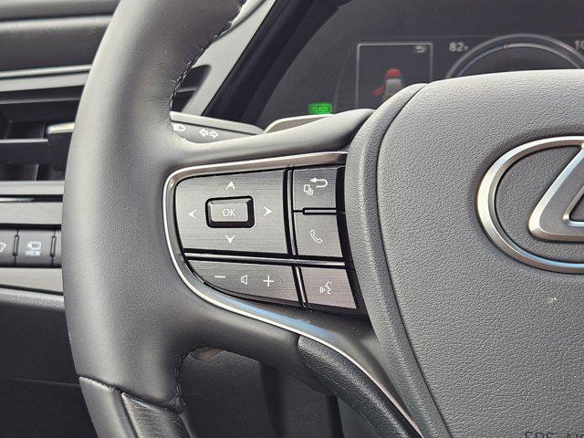 used 2025 Lexus ES 300h car, priced at $49,992