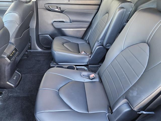 used 2023 Toyota Highlander car, priced at $44,255