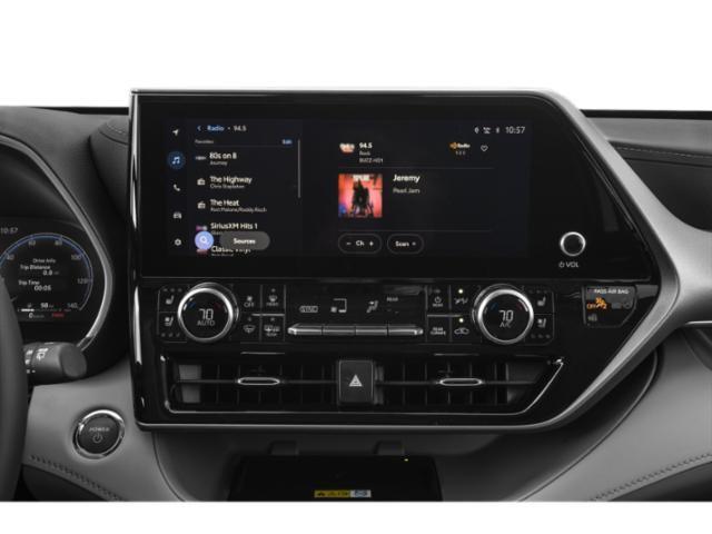 used 2023 Toyota Highlander Hybrid car, priced at $40,991