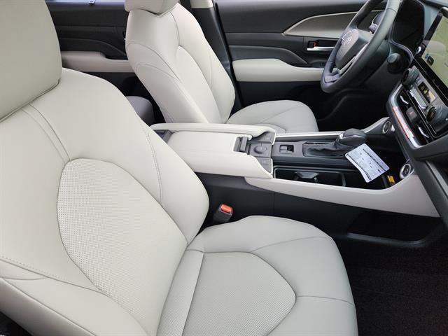 new 2026 Toyota Grand Highlander car, priced at $49,448