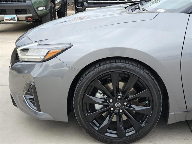 used 2023 Nissan Maxima car, priced at $30,991