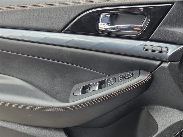 used 2023 Nissan Maxima car, priced at $30,991