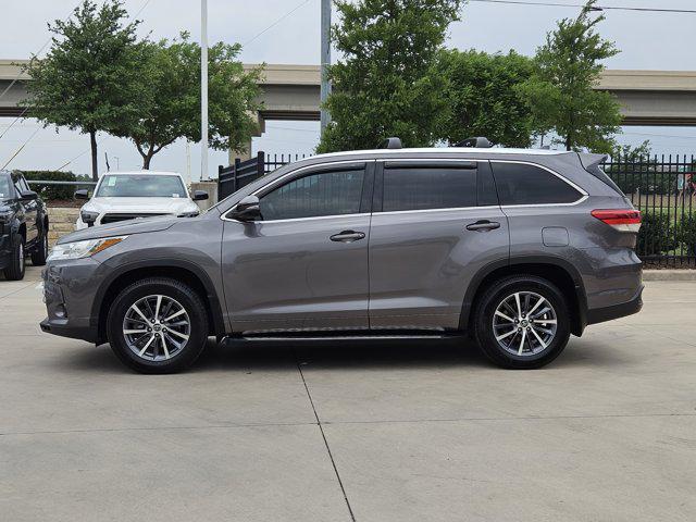 used 2018 Toyota Highlander car, priced at $21,878