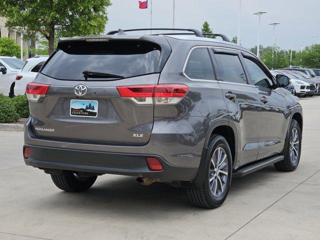 used 2018 Toyota Highlander car, priced at $21,878
