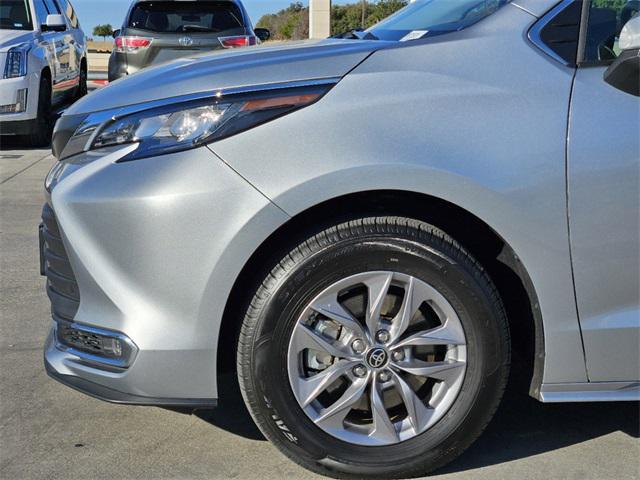 used 2023 Toyota Sienna car, priced at $44,264