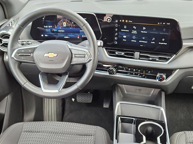 used 2025 Chevrolet Equinox car, priced at $26,888