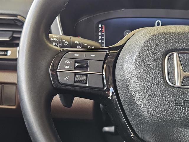 used 2023 Honda Pilot car, priced at $38,495