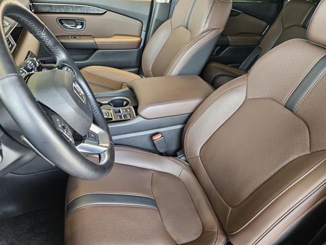 used 2023 Honda Pilot car, priced at $38,495