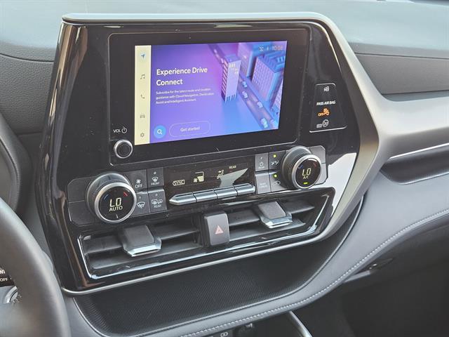 used 2024 Toyota Highlander car, priced at $37,291