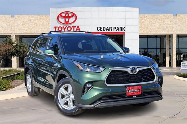 used 2024 Toyota Highlander car, priced at $37,291