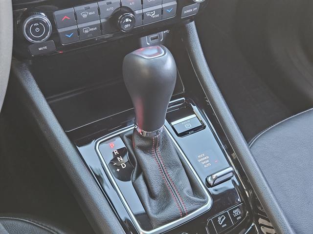 used 2024 Jeep Compass car, priced at $23,198