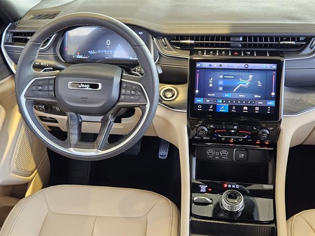 used 2024 Jeep Grand Cherokee car, priced at $34,777