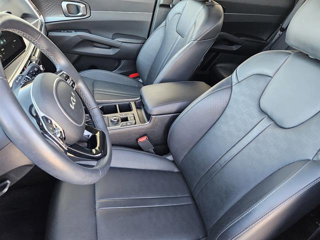 used 2024 Kia Sorento car, priced at $27,269