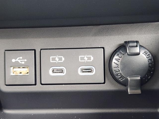 new 2026 Toyota Highlander Hybrid car, priced at $58,354