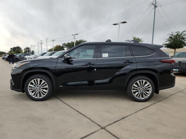 new 2026 Toyota Highlander Hybrid car, priced at $58,354