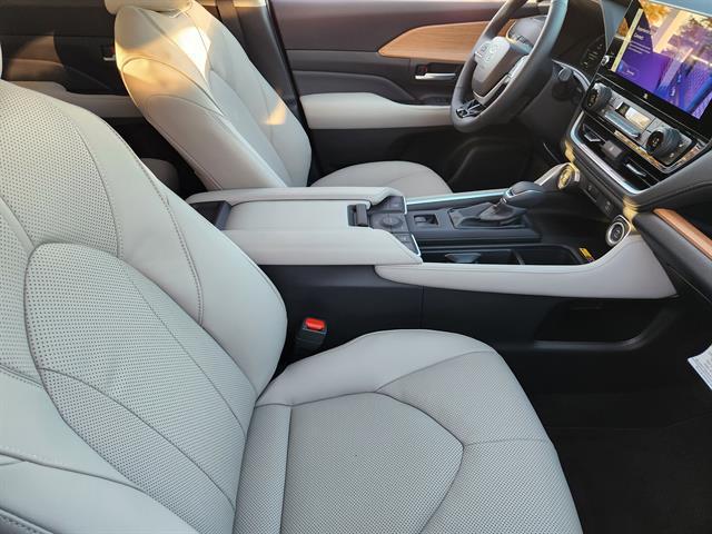 new 2026 Toyota Grand Highlander car, priced at $62,338