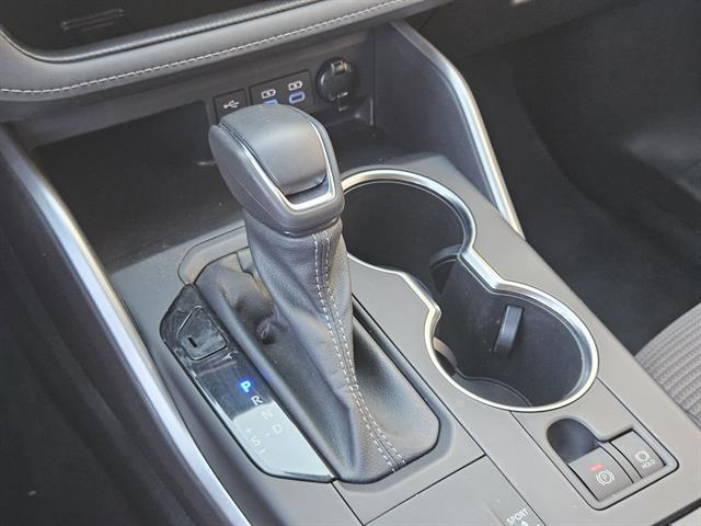used 2022 Toyota Highlander Hybrid car, priced at $30,599