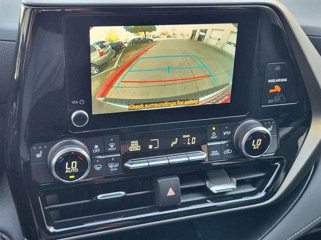 used 2023 Toyota Highlander car, priced at $39,299