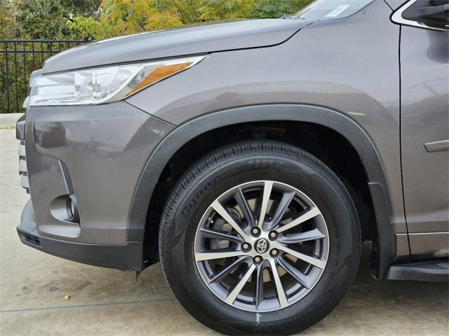 used 2017 Toyota Highlander car, priced at $19,993